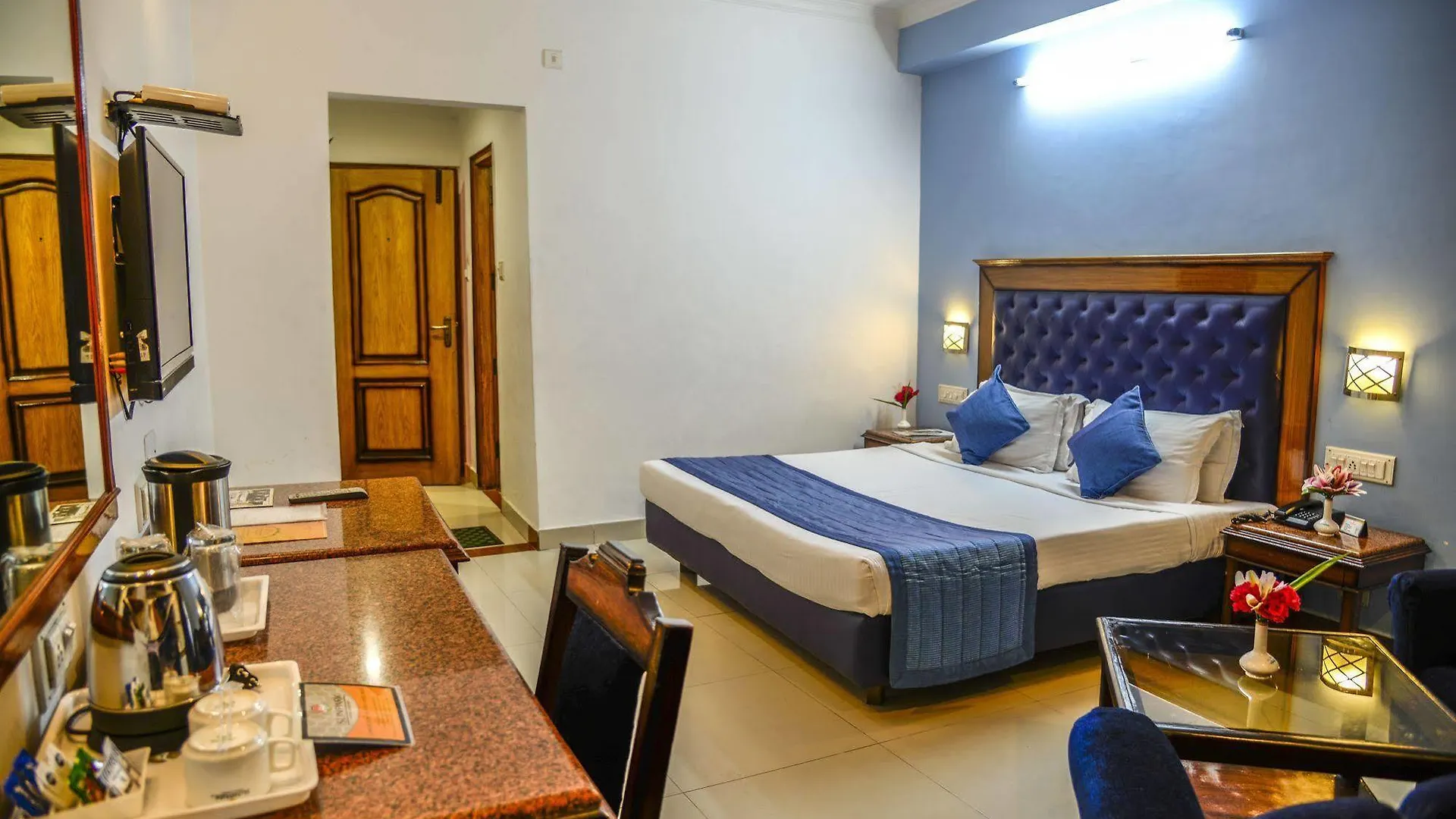 Zirakpur Hotel Sun Park 3*,  הודו